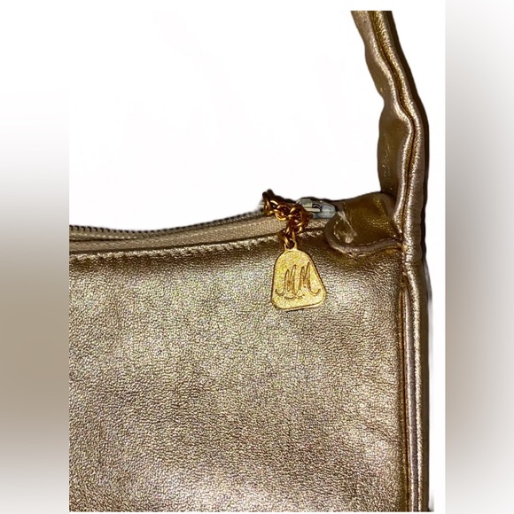 Beautiful Vintage Gold Tone morris moskowitz Tie Strap Purse Great Condition - Picture 6 of 7